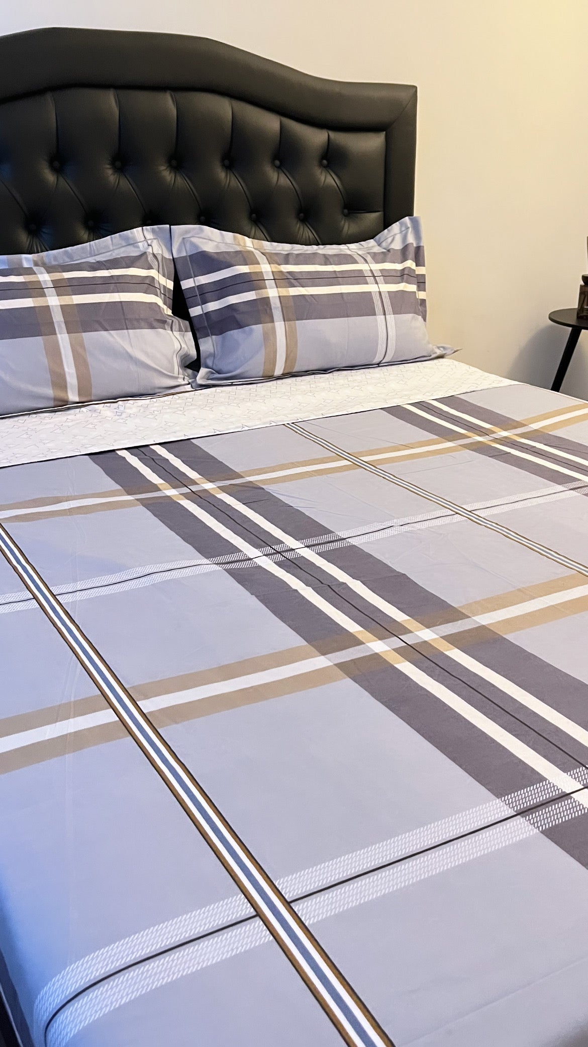 Parure de lit à carreaux